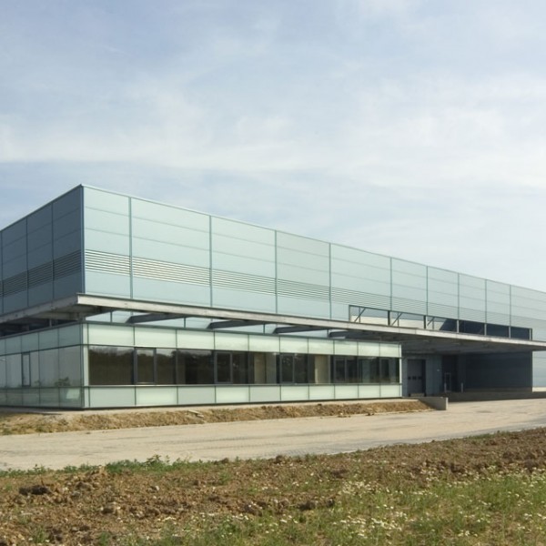 W7381-Bedrijfshal-Karnevalswierts-01