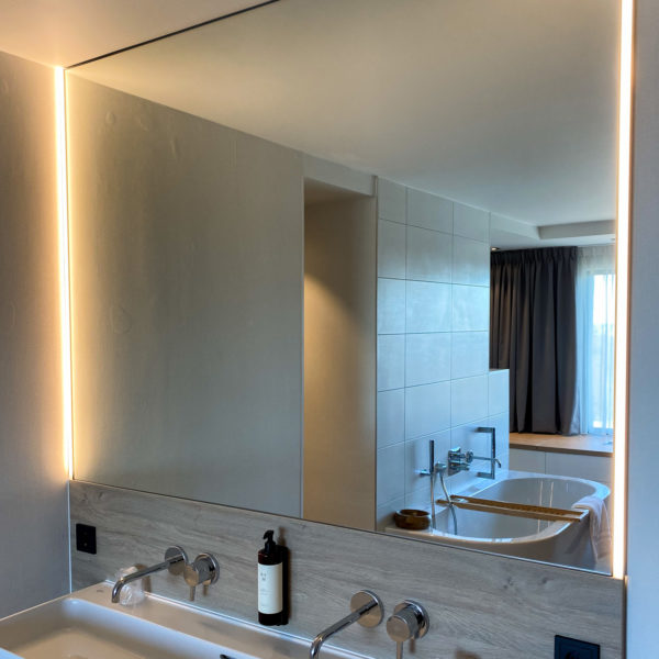 W7615-HotelDeRousch-04